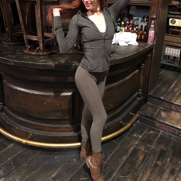 Lululemon Set - Picture 4 of 6